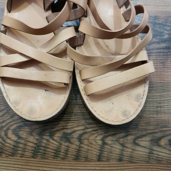 Madewell Boardwalk Boho Earthy Buckle Leather‎ Tan Strappy Sandals Preppy Mom 10 - Picture 4 of 6